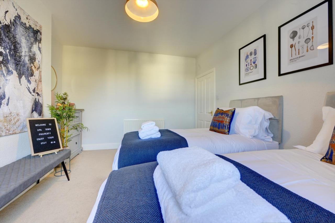 Regency Nest By Spa Town Property - Stylish 3 Bedroom Apartment On 2 Floors, Central 레밍톤 외부 사진