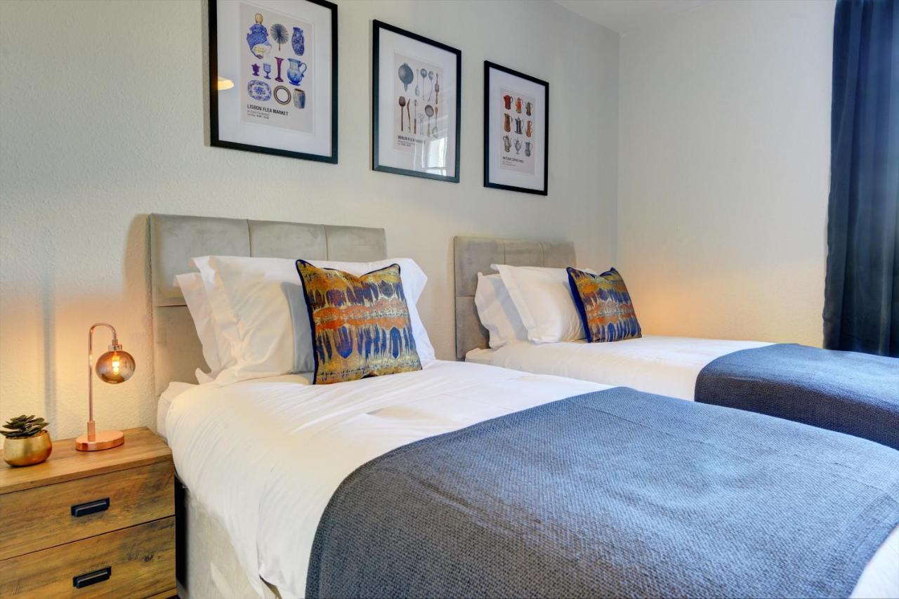 Regency Nest By Spa Town Property - Stylish 3 Bedroom Apartment On 2 Floors, Central 레밍톤 외부 사진
